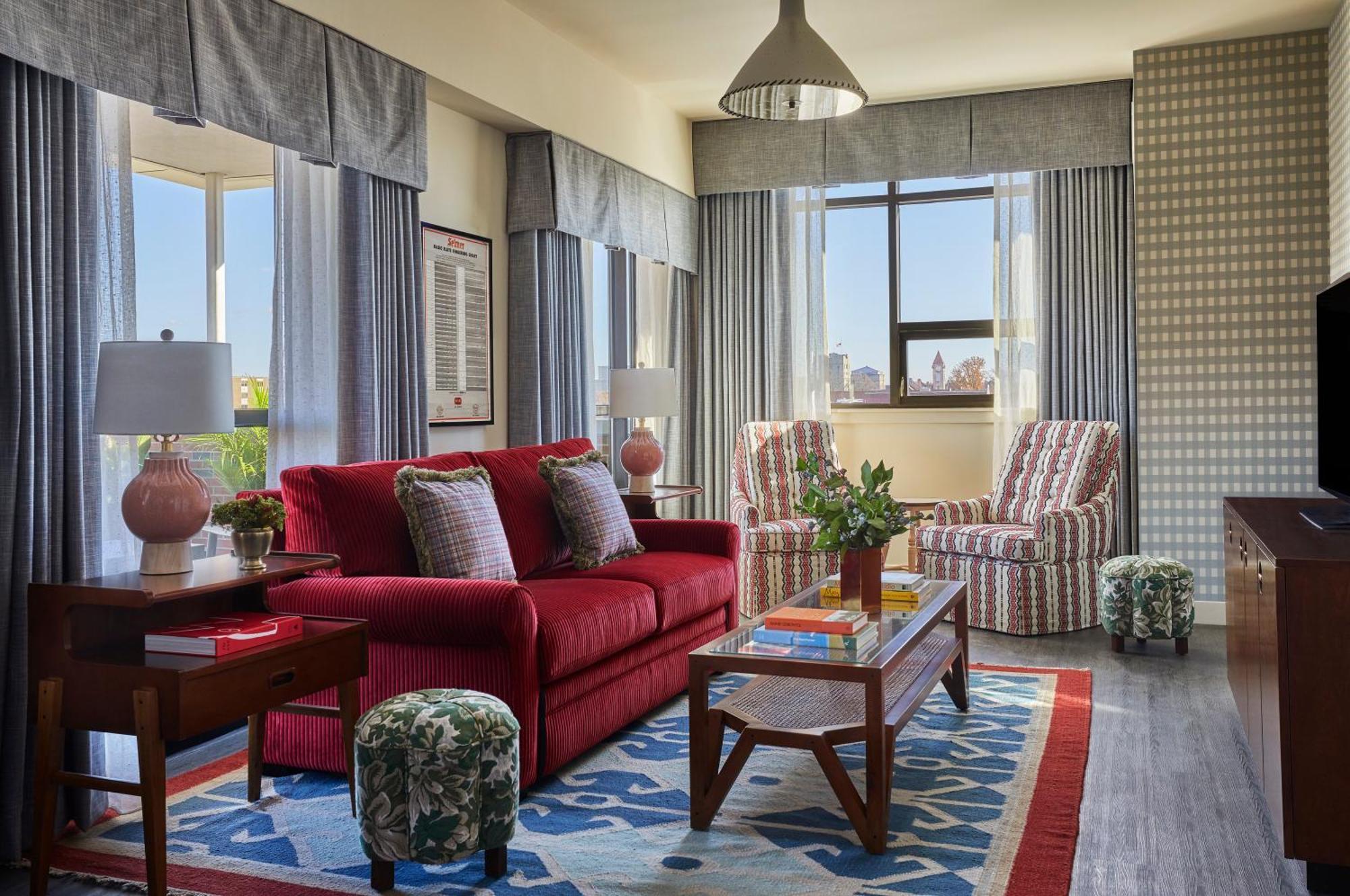 Graduate By Hilton Bloomington Hotel Ngoại thất bức ảnh