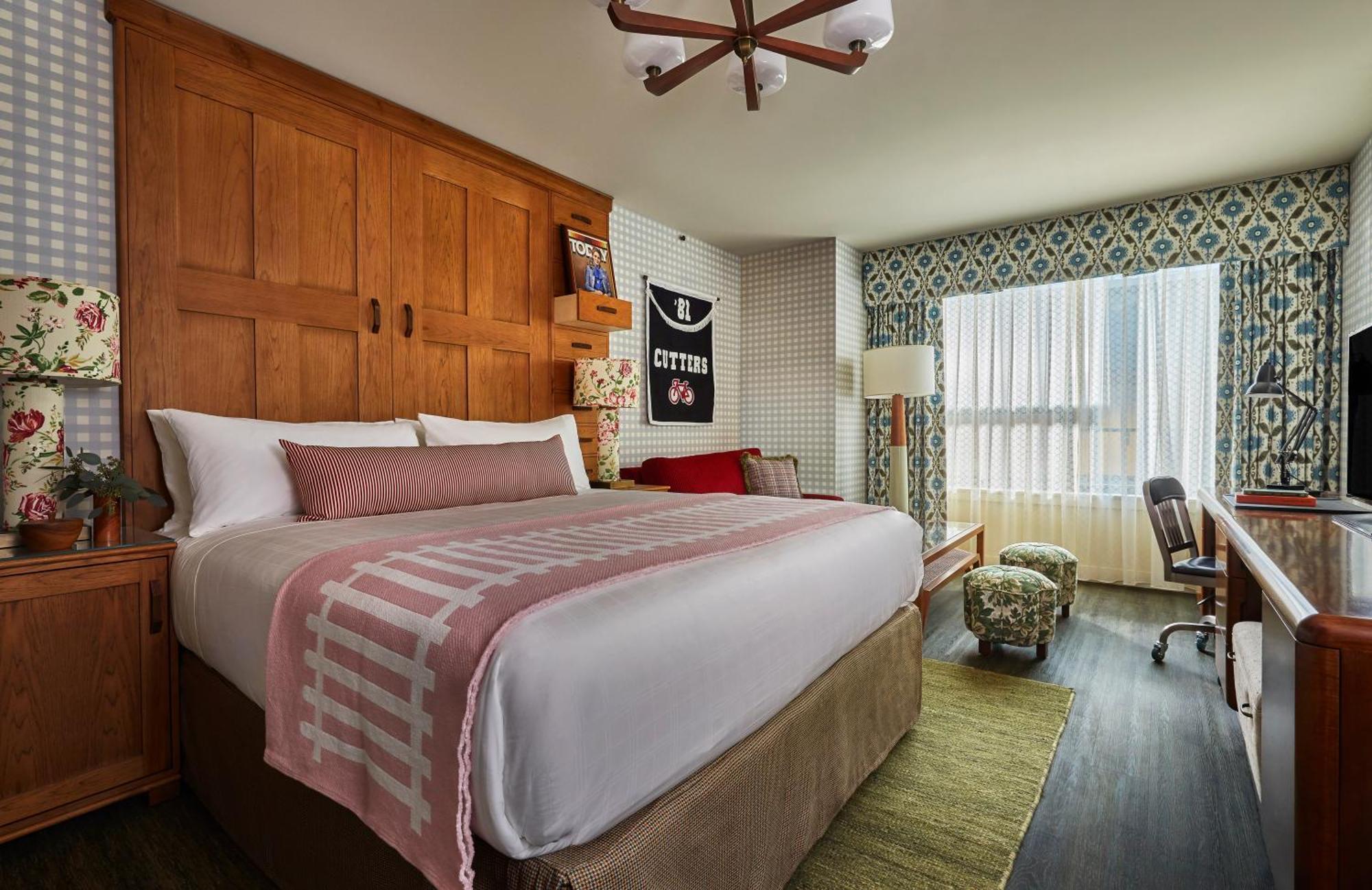 Graduate By Hilton Bloomington Hotel Ngoại thất bức ảnh